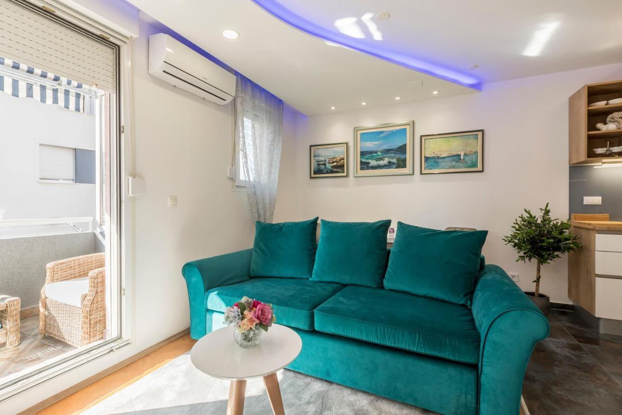 Noemi Luxury Apartment Solin Exterior photo