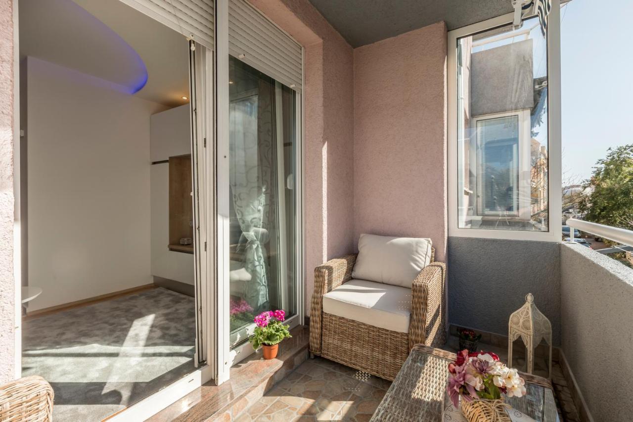 Noemi Luxury Apartment Solin Exterior photo